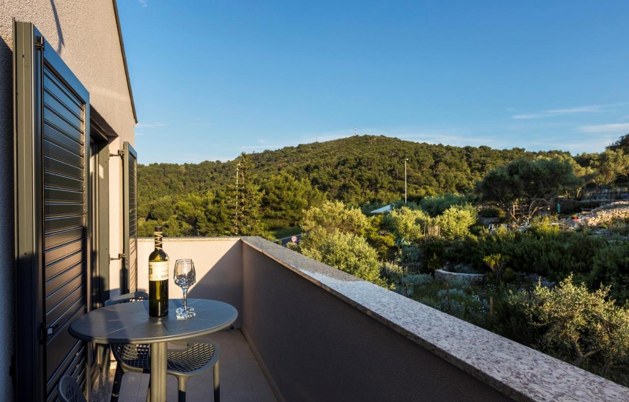 Valbay Residence Mali Lošinj Eksteriør bilde